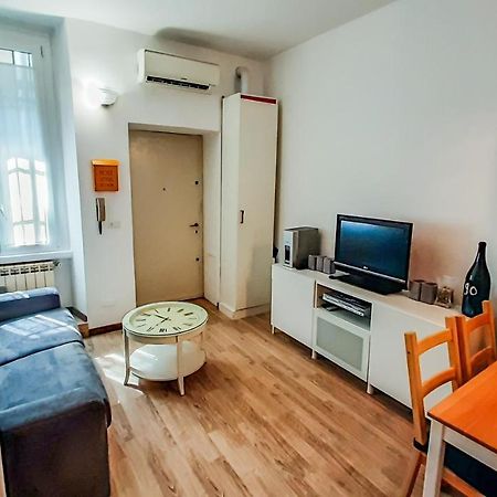 Altido Lovely 1-Br Flat With Easy Access To Centre Мілан Екстер'єр фото