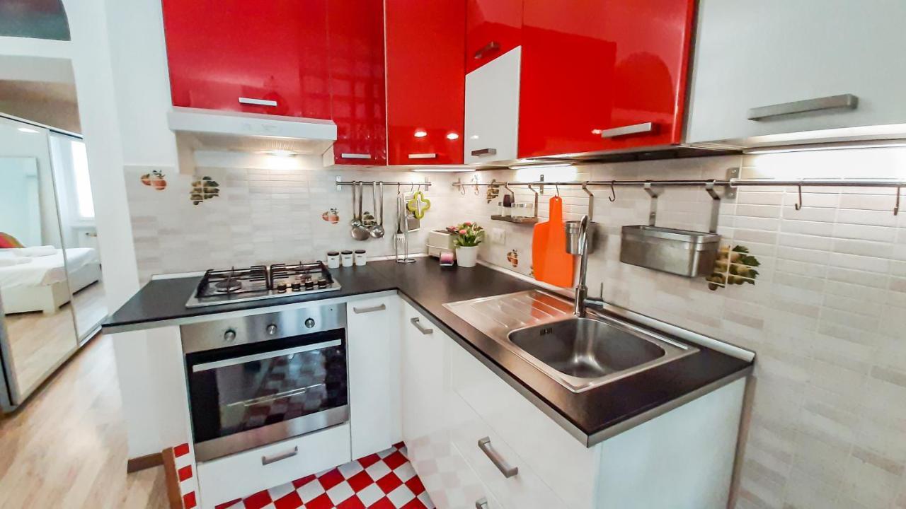 Altido Lovely 1-Br Flat With Easy Access To Centre Мілан Екстер'єр фото
